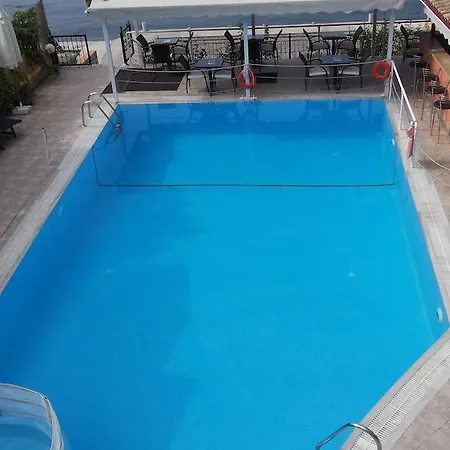 شقة Stella 's Sea Front Yénion