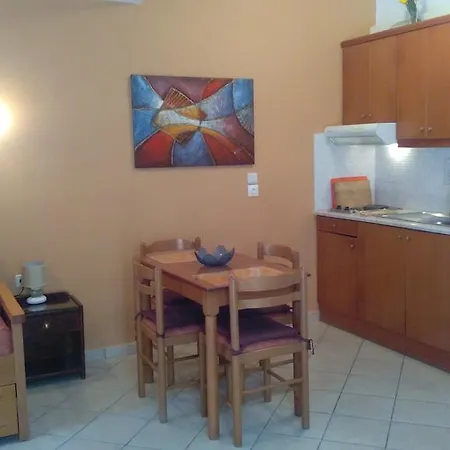 Stella 's Sea Front شقة Yénion